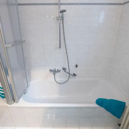 Langes Leben - Al Khalid By Interhome Apartment *